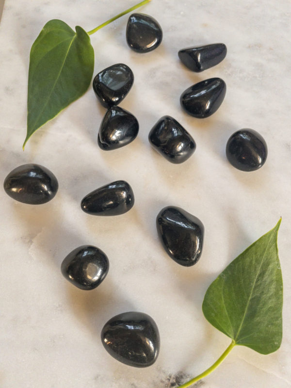 Svart Obsidian Trumlade svartobsidian1 1.jpg 1 scaled by Mintaka Kristaller & Soul Care