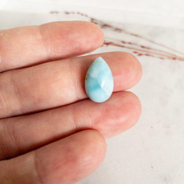 Larimar Cabochon 2 larimar2.1 1.jpg 1 scaled by Mintaka Kristaller & Soul Care