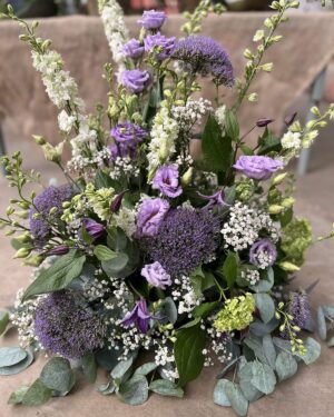 Hög sorgdekoration 1