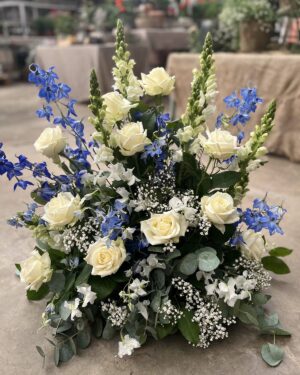 Hög sorgdekoration 2